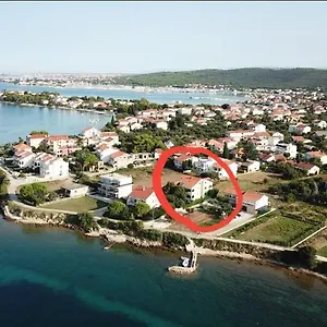 Gostinjska kuća Barbir, Sukosan